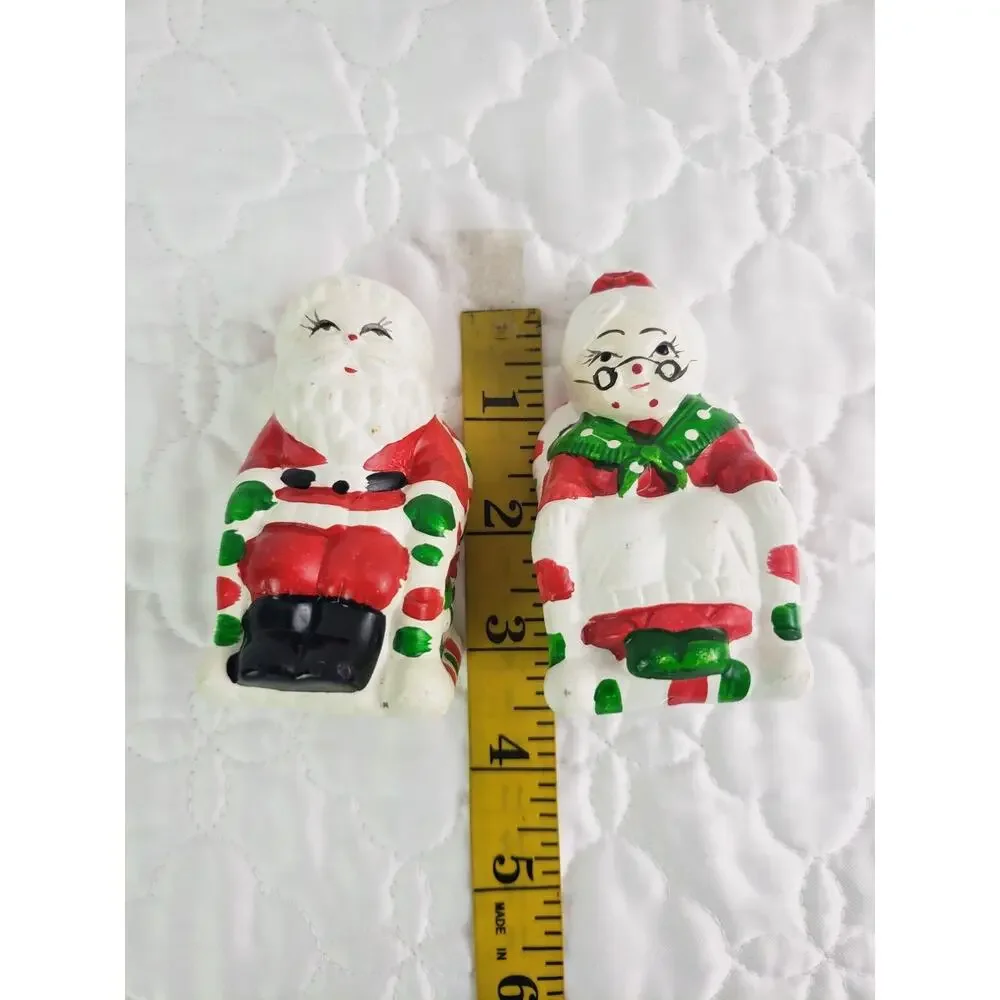 Vtg Chalkware Santa & Mrs Claus Rocking Chairs Christmas Salt Pepper Shaker Set
